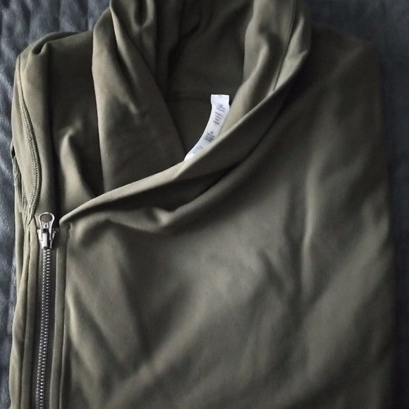 NWOT Lululemon Bhakti Yoga Jacket - Size 12 - Fatigue Green - Picture 8 of 8
